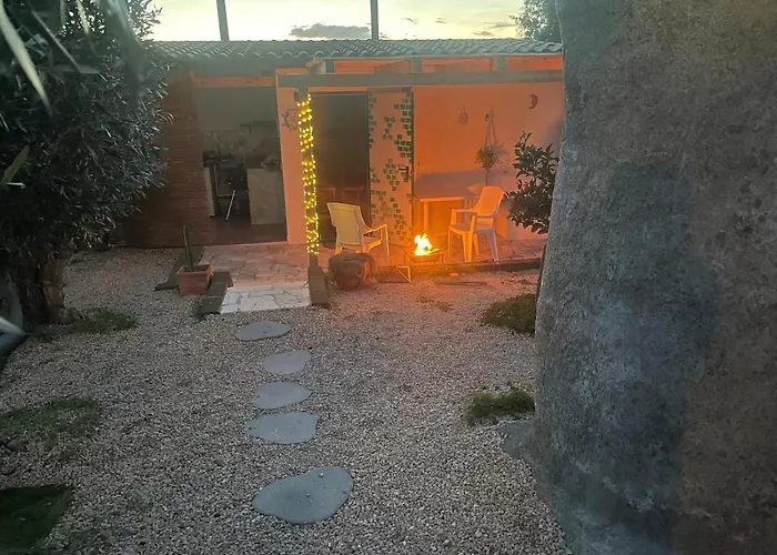 Daire The Poolside Gem *