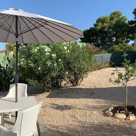 아파트 The Poolside Gem Sant Isidoro (Sardinia)